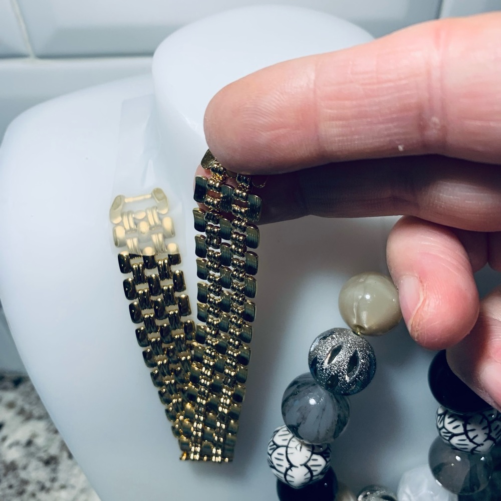Two‎ Bracelets - Picture 3 of 10